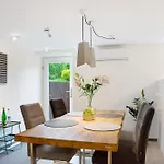 Schoenauer Hof - Lux Lägenhet *