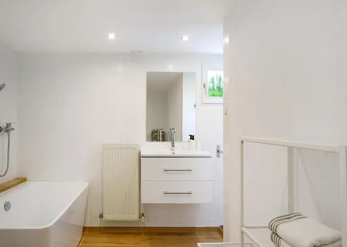 Schoenauer Hof - Lux