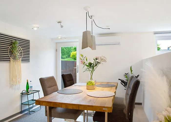 Schoenauer Hof - Lux *